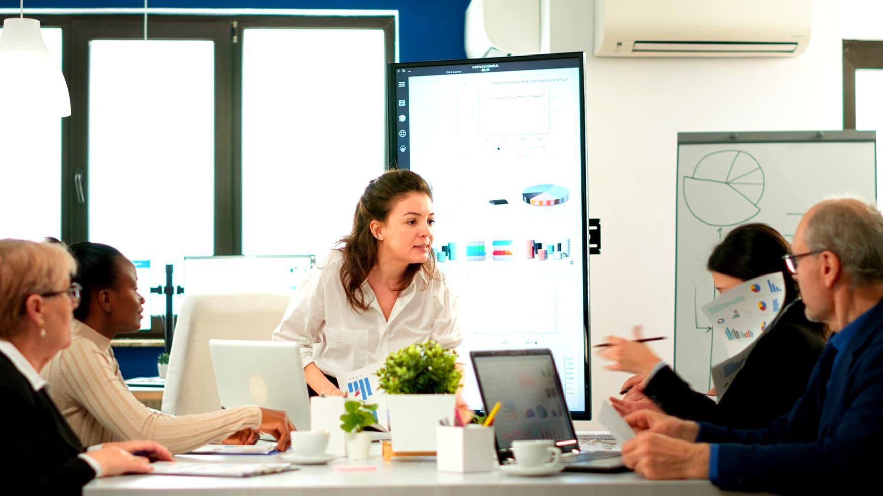 Tableau de bord financier sur écran